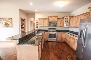 3529 Madison St, Waukesha, WI 53188 - Photo 14