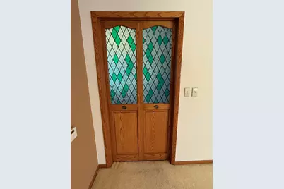 1233 S 26th St, Manitowoc, WI 54220 - Photo 10