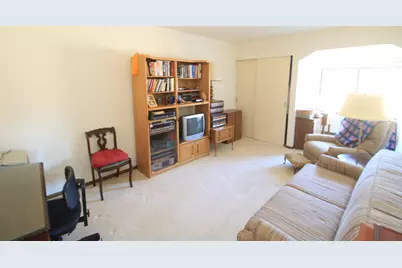 7249 W Wabash Ave, Milwaukee, WI 53223 - Photo 8