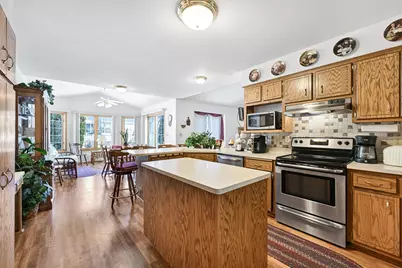 S77W16864  Casey Dr, Muskego, WI 53150 - Photo 10