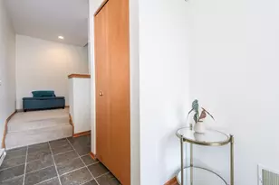 2114 N Commerce St, Milwaukee, WI 53212 - Photo 12