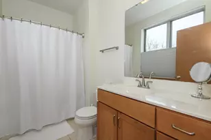 2114 N Commerce St, Milwaukee, WI 53212 - Photo 32