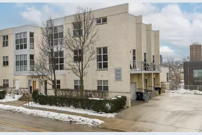 2114 N Commerce St, Milwaukee, WI 53212 - Photo 44