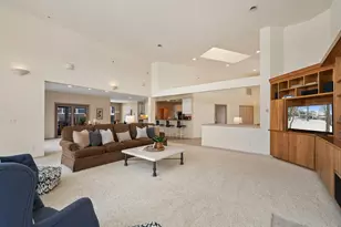 410 Deerpath W, Fontana, WI 53125 - Photo 10