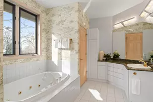 410 Deerpath W, Fontana, WI 53125 - Photo 30