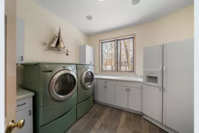 410  Deerpath W -, Fontana, WI 53125 - Photo 34