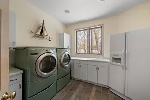 410 Deerpath W, Fontana, WI 53125 - Photo 34