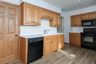 2928 N 75th St, Milwaukee, WI 53210 - Photo 18