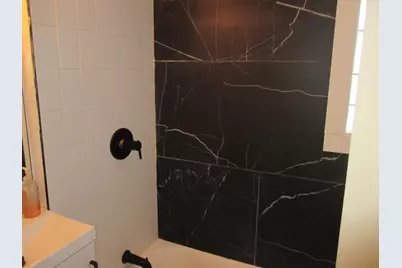 2842 N 16th St, Milwaukee, WI 53206 - Photo 16