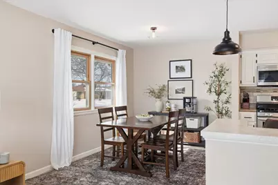 W150N8239  Saxony Dr, Menomonee Falls, WI 53051 - Photo 8