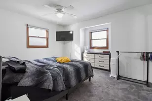 3060 E Stonefield Dr, Oak Creek, WI 53154 - Photo 12