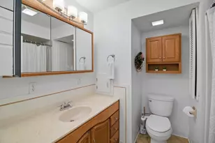 3060 E Stonefield Dr, Oak Creek, WI 53154 - Photo 18