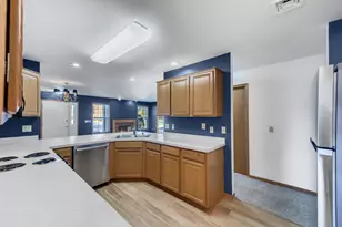 173 Heidel Rd, Thiensville, WI 53092 - Photo 14