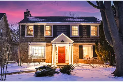 927 E Lexington Blvd, Whitefish Bay, WI 53217 - Photo 1