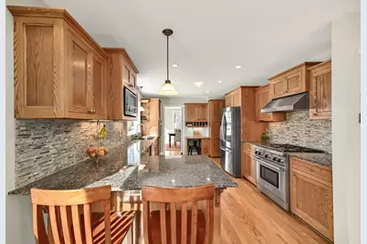 927 E Lexington Blvd, Whitefish Bay, WI 53217 - Photo 18