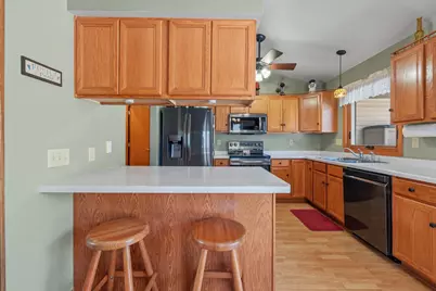 N162W20330  Butternut Ln, Jackson, WI 53037 - Photo 8