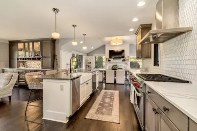 920  Madera Cir, Elm Grove, WI 53122 - Photo 6