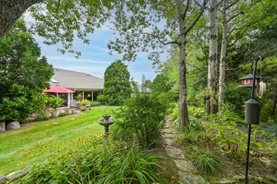 7213 W Mequon Square Dr, Mequon, WI 53092 - Photo 28