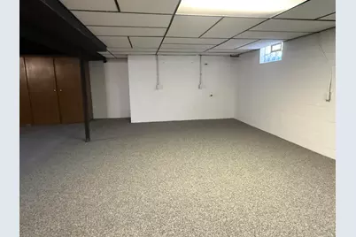 2730 E Armour Ave, Saint Francis, WI 53235 - Photo 16