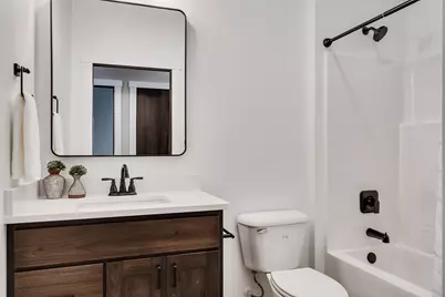 835  Crockett Dr, Holmen, WI 54636 - Photo 18