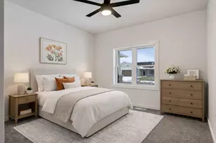 835 Crockett Dr, Holmen, WI 54636 - Photo 16