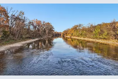 5686 N River Forest Dr, Glendale, WI 53209 - Photo 34