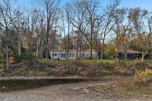 5686 N River Forest Dr, Glendale, WI 53209 - Photo 36