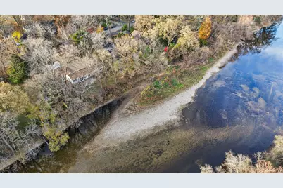 5686 N River Forest Dr, Glendale, WI 53209 - Photo 4