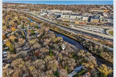 5686 N River Forest Dr, Glendale, WI 53209 - Photo 2