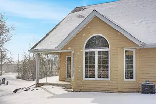 844 Shoal Creek, Racine, WI 53185 - Photo 32