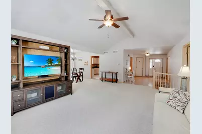 844  Shoal Crk #C, Racine, WI 53185 - Photo 6