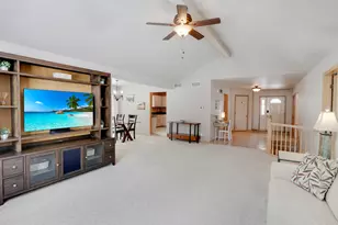 844 Shoal Creek, Racine, WI 53185 - Photo 6