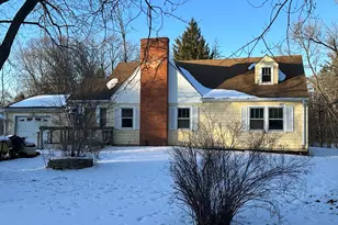 17624 W Westview Ln, New Berlin, WI 53151 - Photo 2