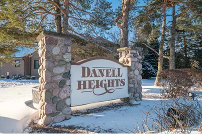 N81W13612  Wedge Ct, Menomonee Falls, WI 53051 - Photo 38