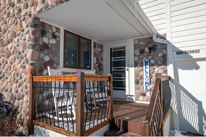 N81W13612  Wedge Ct, Menomonee Falls, WI 53051 - Photo 2