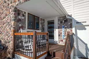 N81W13612 Wedge Ct, Menomonee Falls, WI 53051 - Photo 2