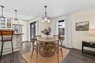 N81W13612 Wedge Ct, Menomonee Falls, WI 53051 - Photo 10