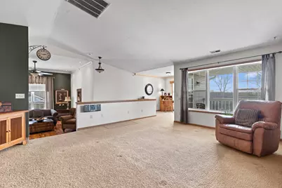 6955 S Rolling Meadows Ct, Oak Creek, WI 53154 - Photo 6