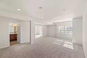 W178N11384 Island View Ct, Germantown, WI 53022 - Photo 34