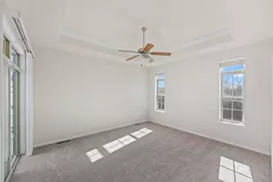 W178N11384 Island View Ct, Germantown, WI 53022 - Photo 22