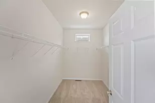 W178N11384 Island View Ct, Germantown, WI 53022 - Photo 26