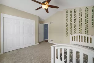 4066 W Whispering Ridge Pass, Franklin, WI 53132 - Photo 18