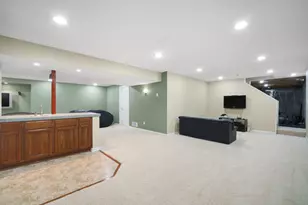 4066 W Whispering Ridge Pass, Franklin, WI 53132 - Photo 20