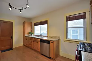 1204 Wolff St, Racine, WI 53402 - Photo 14