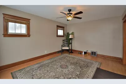 1204  Wolff St, Racine, WI 53402 - Photo 8