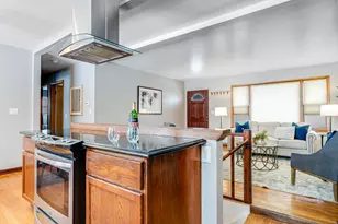 813 N Moreland Blvd, Waukesha, WI 53188 - Photo 10