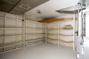 813 N Moreland Blvd, Waukesha, WI 53188 - Photo 28