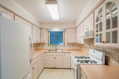 2864  N Apache Dr, Sheboygan, WI 53083 - Photo 14