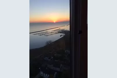 2525 S Shore Dr #22F, Milwaukee, WI 53207 - Photo 8