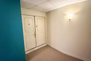 2525 S Shore Dr, Milwaukee, WI 53207 - Photo 26